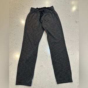 EUC Lululemon Athletica Pants - Sz 4 - heathered gray
